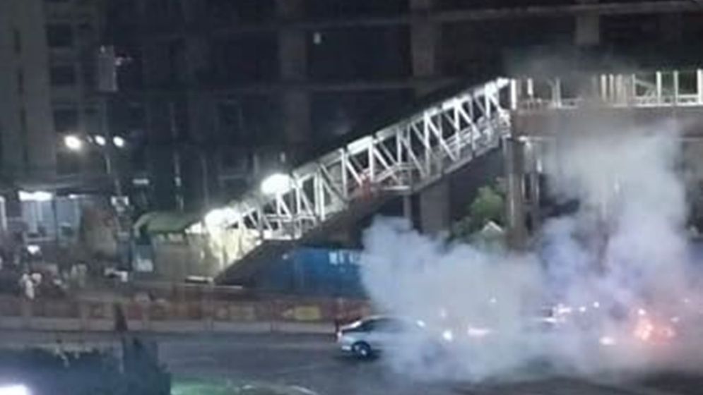 ঢাকা শহরের বিভিন্ন এলাকায় একের পর এক ককটেল বিস্ফোরণ