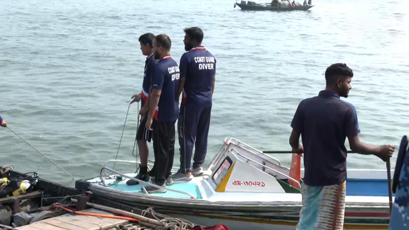 দৌলতদিয়া ঘাটে বাসডুবিতে প্রাণহানি বেড়ে ২৫, শনাক্ত ২৩ যাত্রীর পরিচয়
