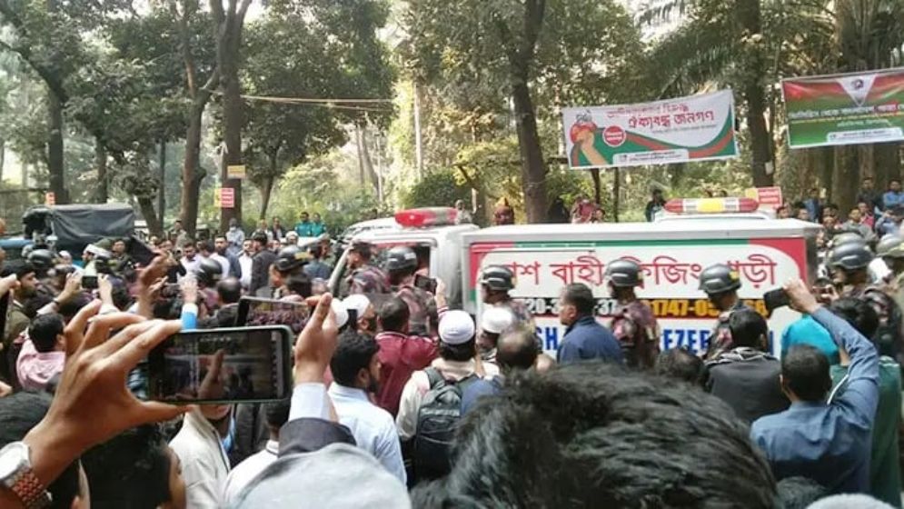 ওসমান হাদির লাশের ময়নাতদন্ত সম্পন্ন, জানাজা দুপুর ২টায়