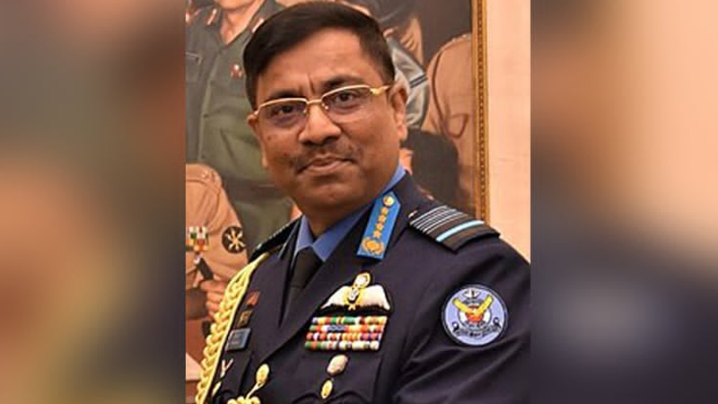 স্ত্রীসহ বিমান বাহিনীর সাবেক প্রধান হান্নানের আয়কর নথি জব্দ