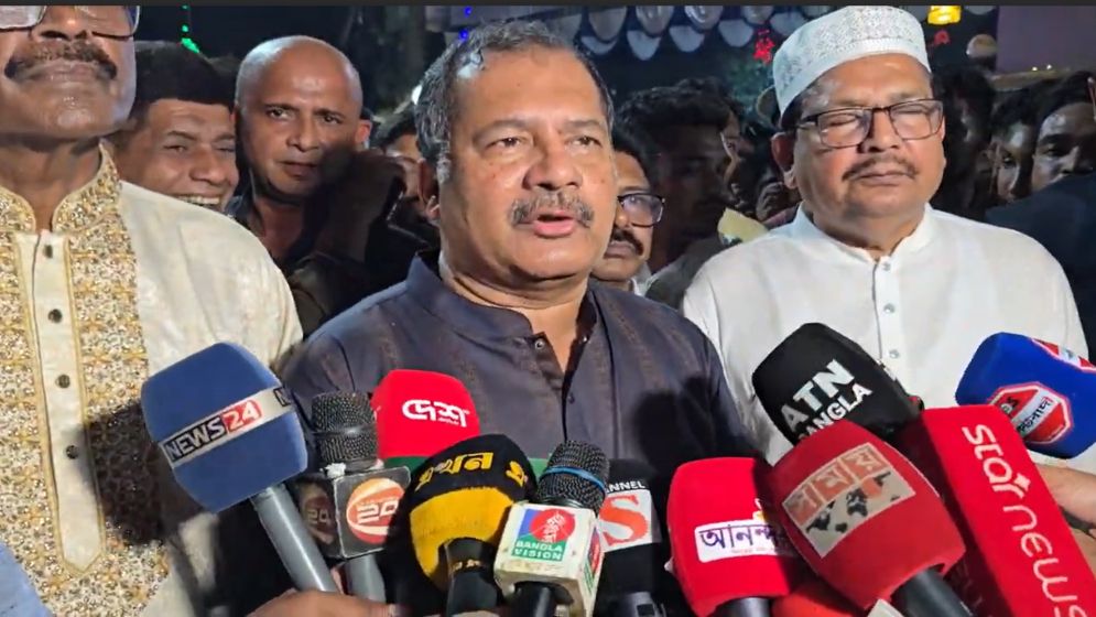 গণমাধ্যমের স্বাধীনতা নিশ্চিত করতে আলোচনা শুরু করেছি: তথ্যমন্ত্রী