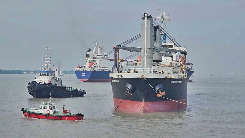 চলতি মে মাসে ১৯ জাহাজে দেশে আসছে সাড়ে ৫ লাখ টনের বেশি জ্বালানি