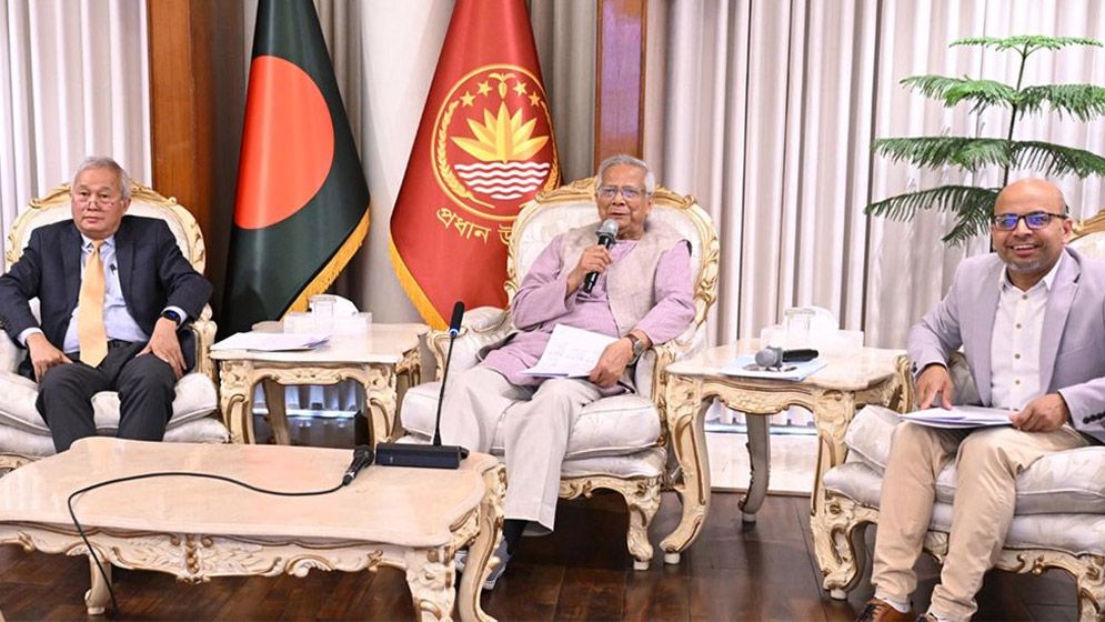 তিন পার্বত্য জেলায় ই-লার্নিং কার্যক্রম উদ্বোধন করলেন প্রধান উপদেষ্টা