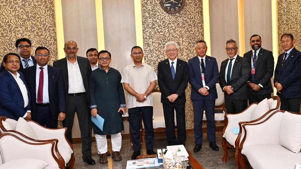 প্রধানমন্ত্রীর সঙ্গে সাক্ষাৎ: বাংলাদেশে গাড়ি বানাবে টয়োটা, উৎপাদন শুরু ২০২৭ সালে