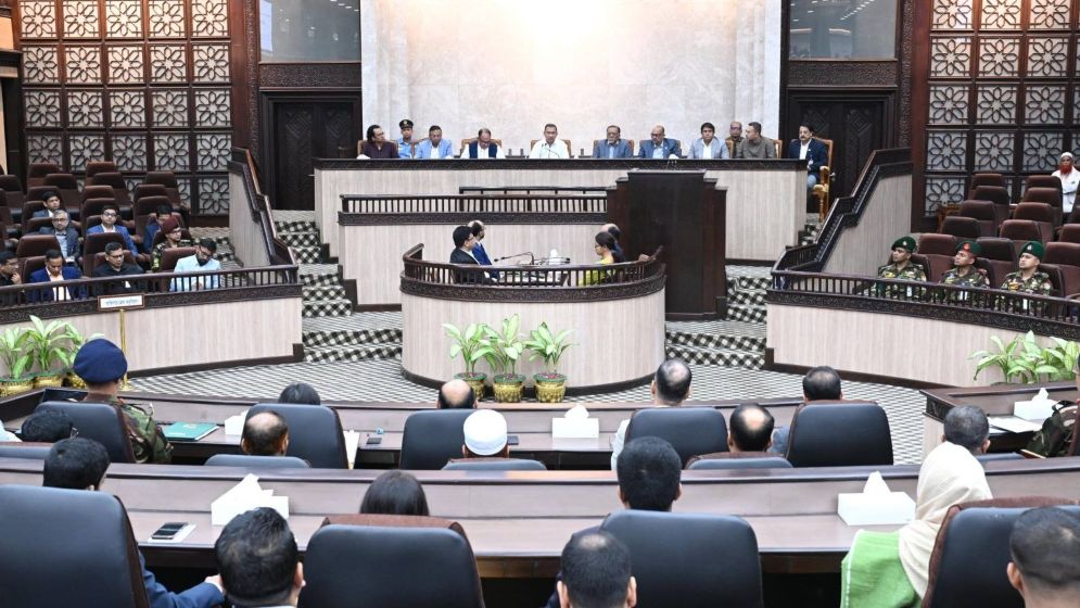 ছুটির দিনে নিজ কার্যালয়ের কর্মকর্তা-কর্মচারীদের প্রধানমন্ত্রীর বার্তা