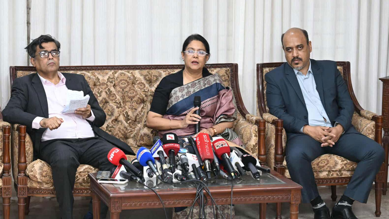 পুলিশ কমিশন অধ্যাদেশ পাস করা হয়েছে : পরিবেশ উপদেষ্টা