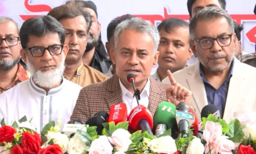 ১৫ মার্চ থেকে পর্যাপ্ত জ্বালানি পাবে গণপরিবহন-সড়ক পরিবহনমন্ত্রী