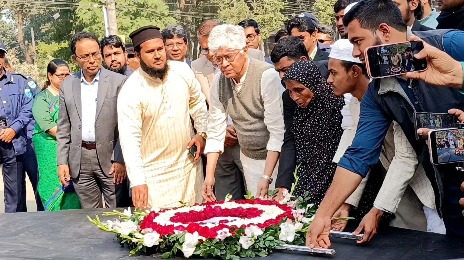 জুলাই সনদ বাস্তবায়নের জন্য গণভোট-উপদেষ্টা আদিলুর রহমান