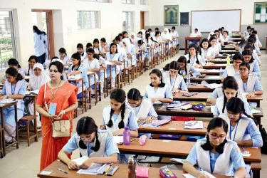 এসএসসি পরীক্ষা শুরু মঙ্গলবার,মানতে হবে ১৪ নির্দেশনা