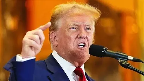 ট্রাম্পের ফের হুমকি: প্রয়োজনে ইরানকে ‘উড়িয়ে দিতে’ হবে